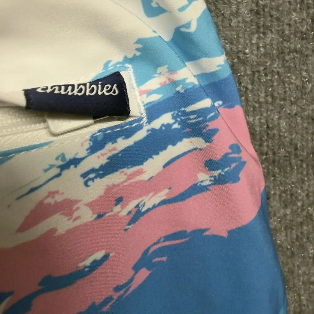 Chubbies Swim Shorts Mens 2XL White Blue Pink Brushstroke 5.5 Inseam Mesh Trunks